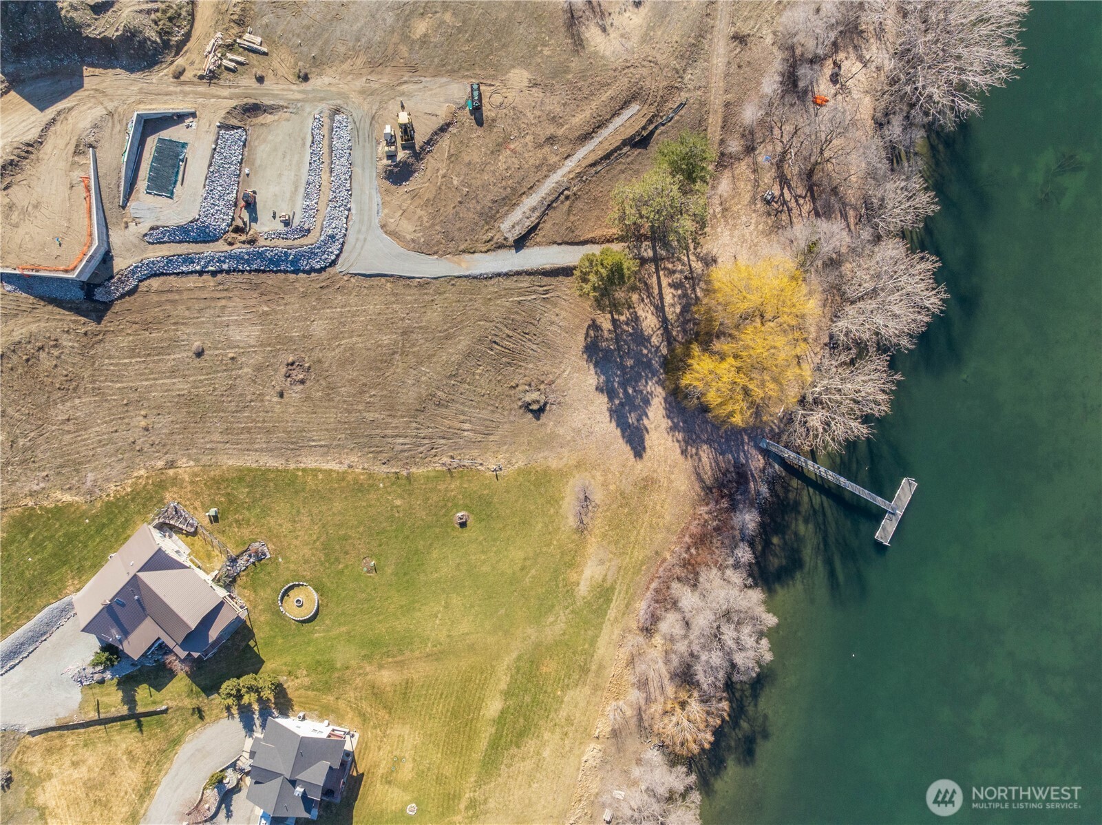 24 Elite Drive Property Photo 3