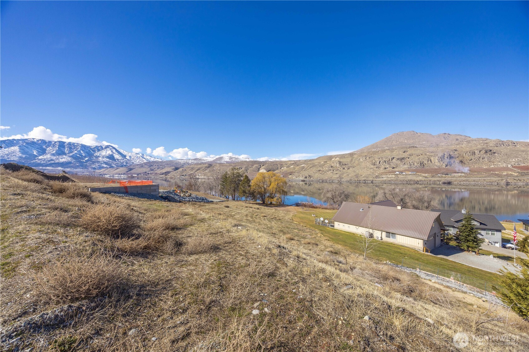 24 Elite Drive Property Photo 10