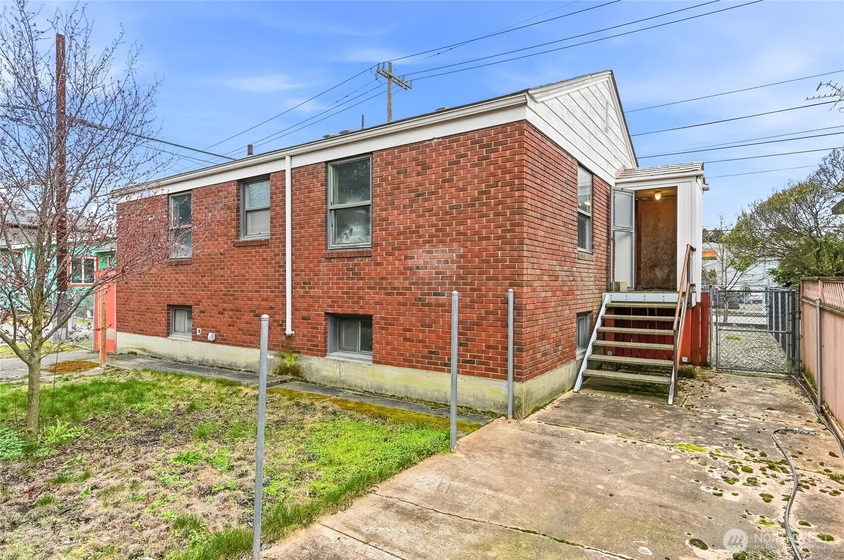 9017 14th Avenue Property Photo 4