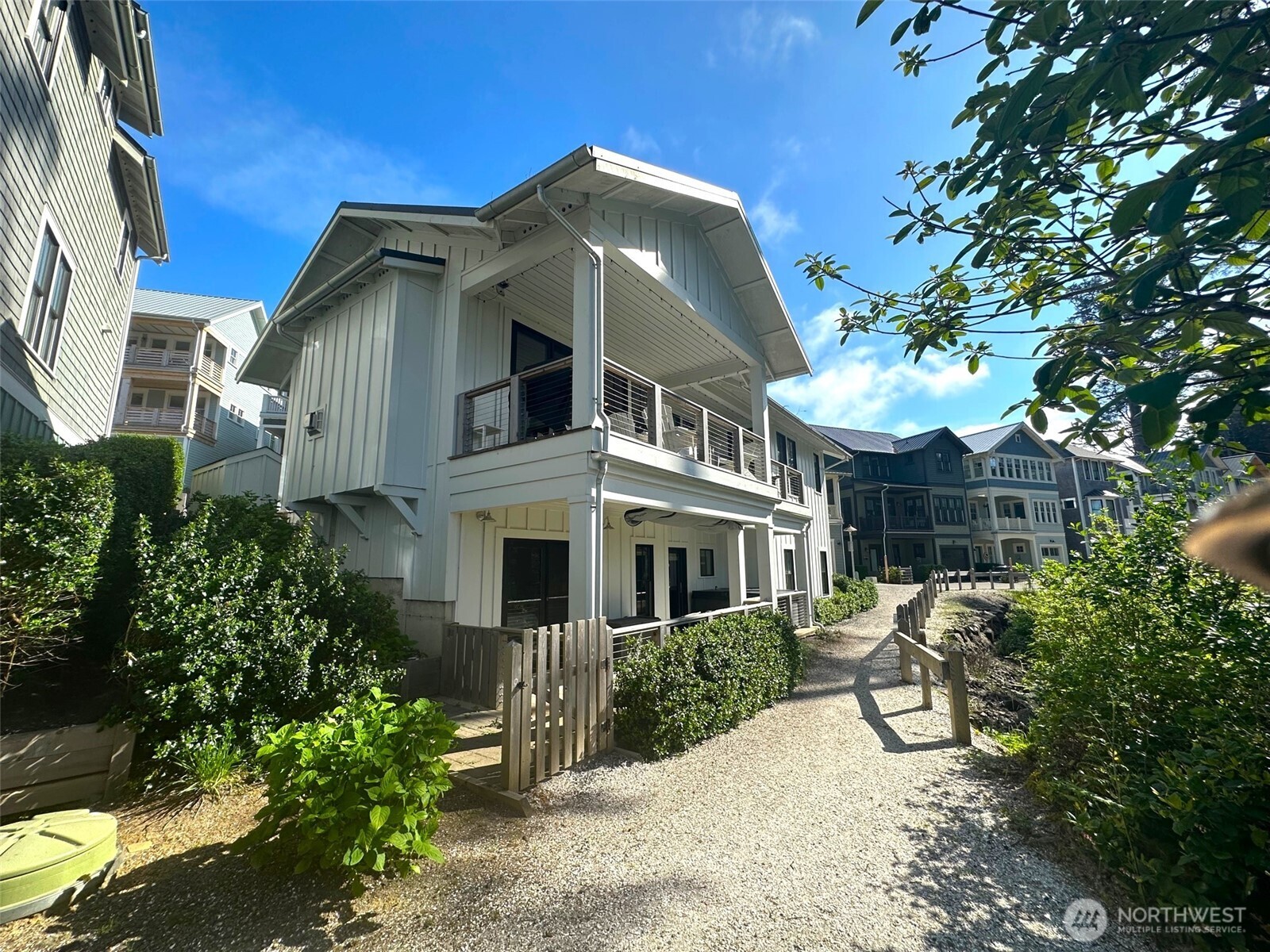 46 Seaside Lane Property Photo 4