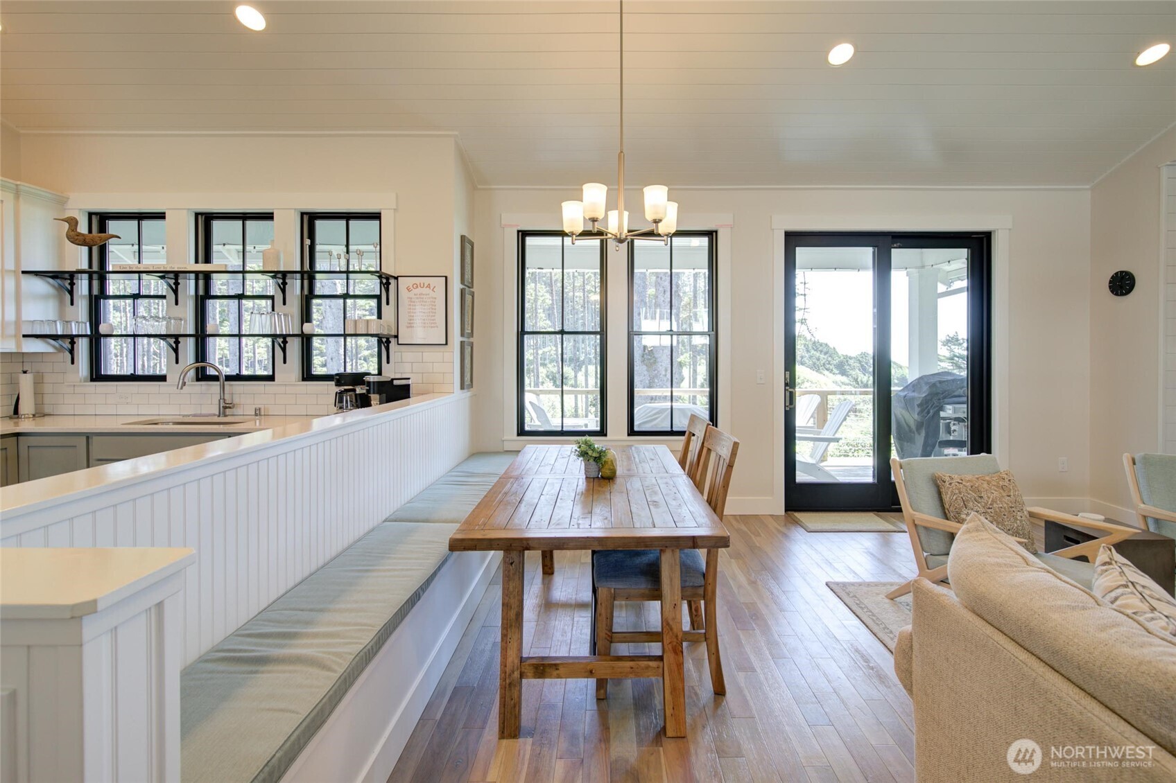 46 Seaside Lane Property Photo 13