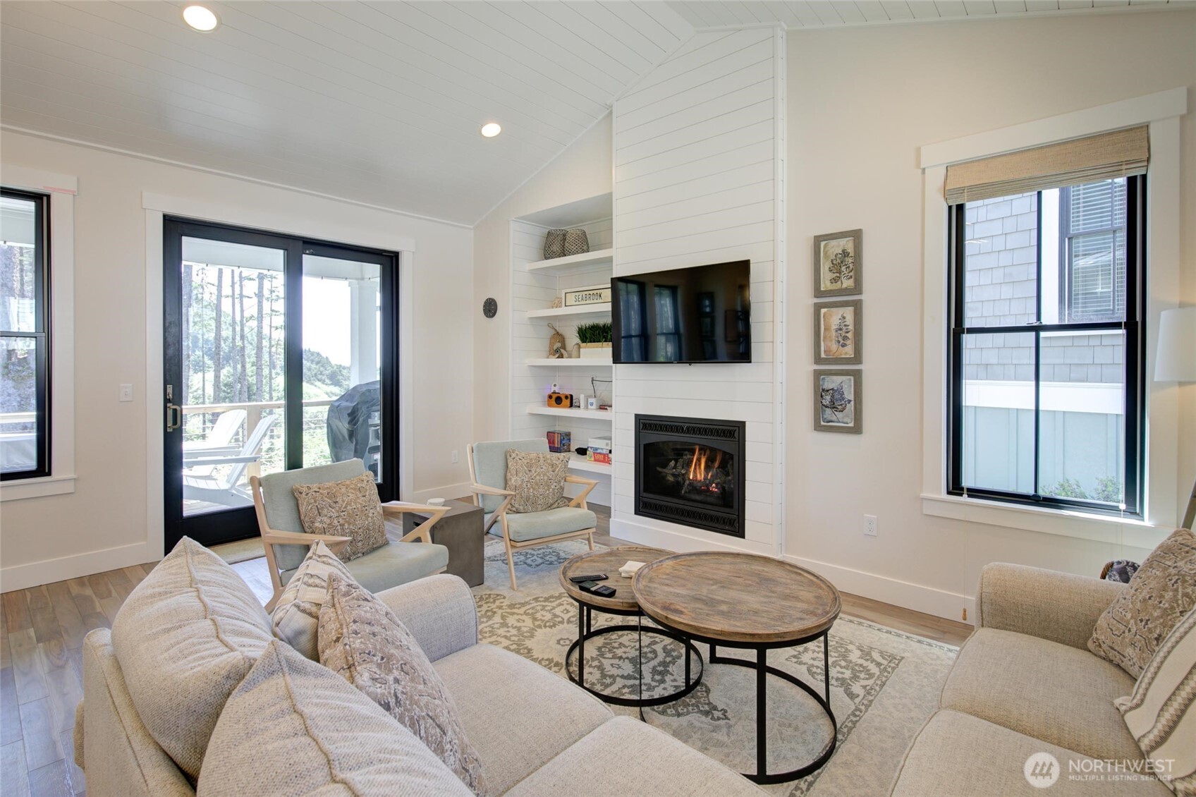 46 Seaside Lane Property Photo 17