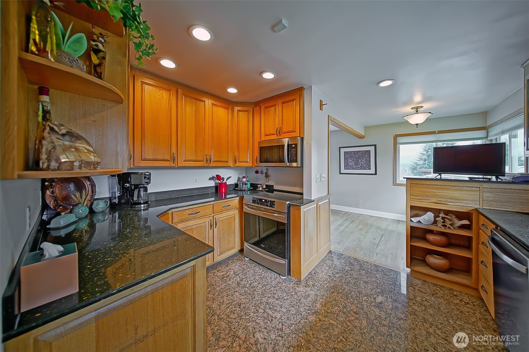 6404 N Five Views Road Property Photo 14