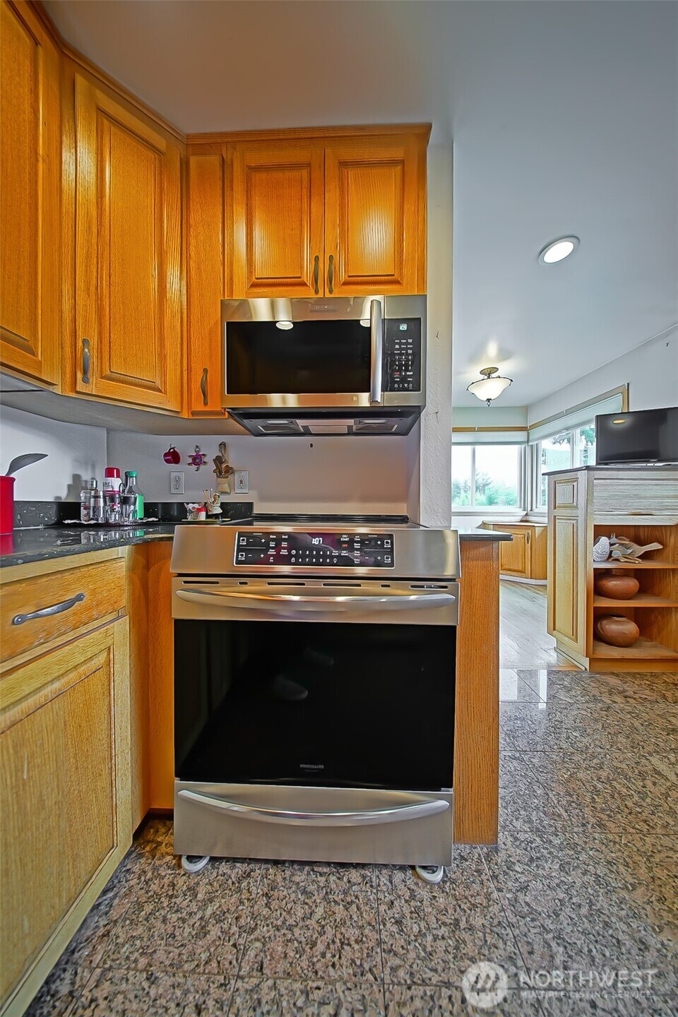 6404 N Five Views Road Property Photo 15