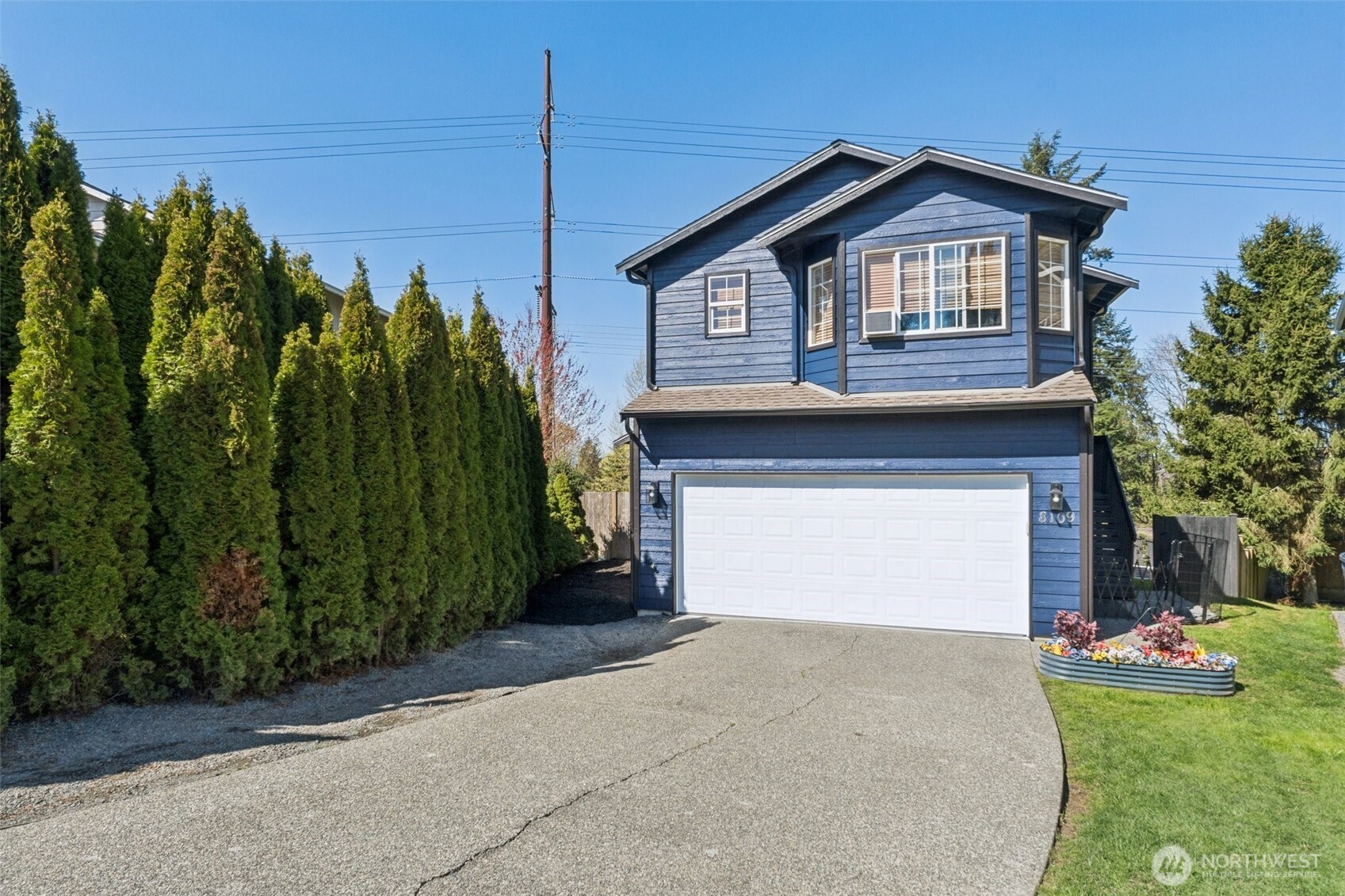 8109 2nd Place Property Photo 1
