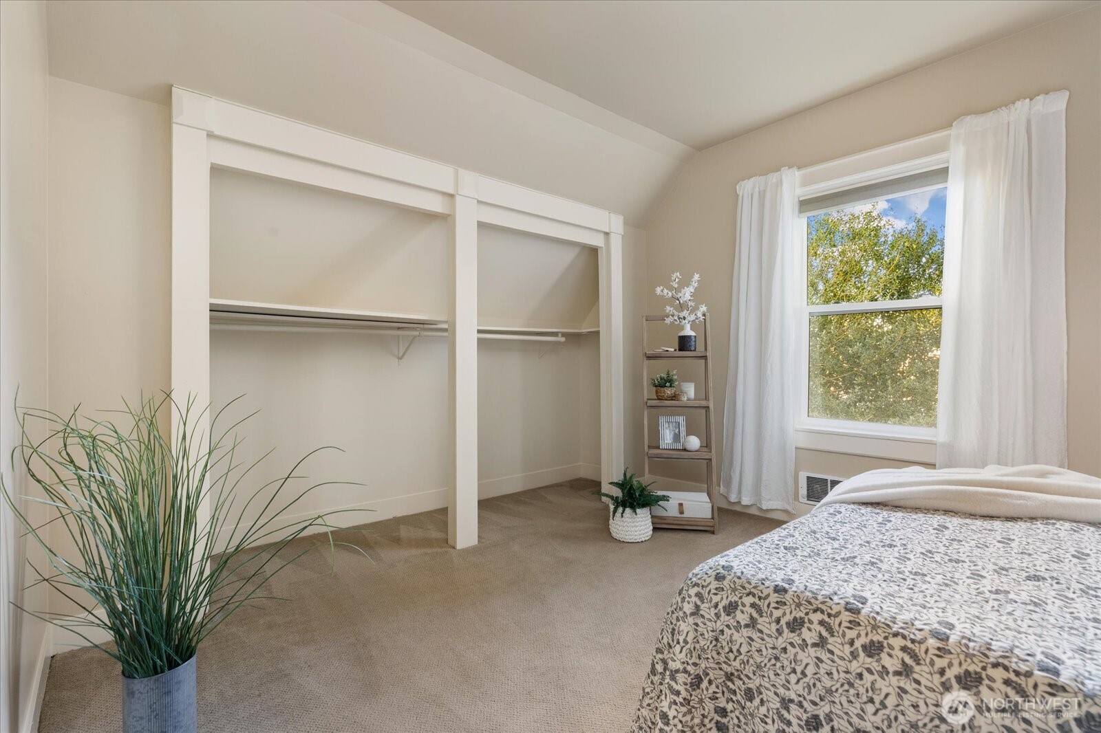 220 Morris Street Property Photo 26