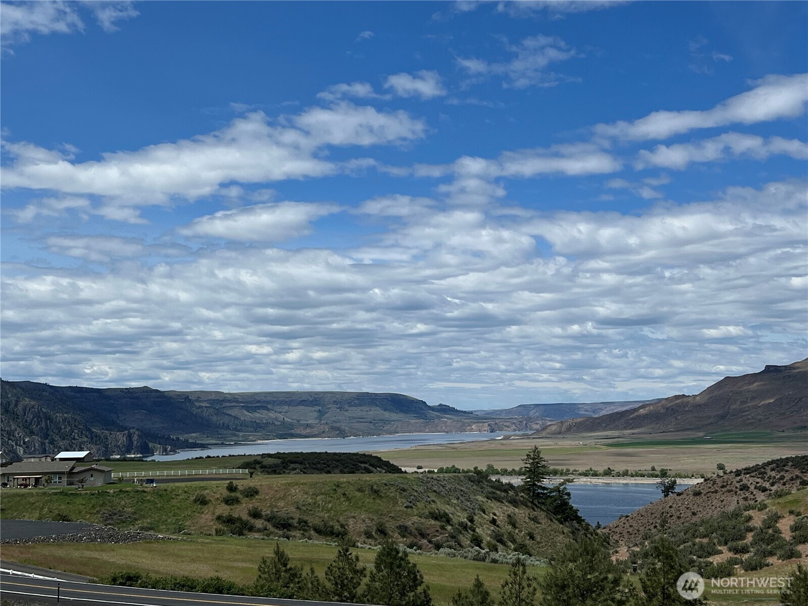 44225 Tyax Lane Property Photo 15