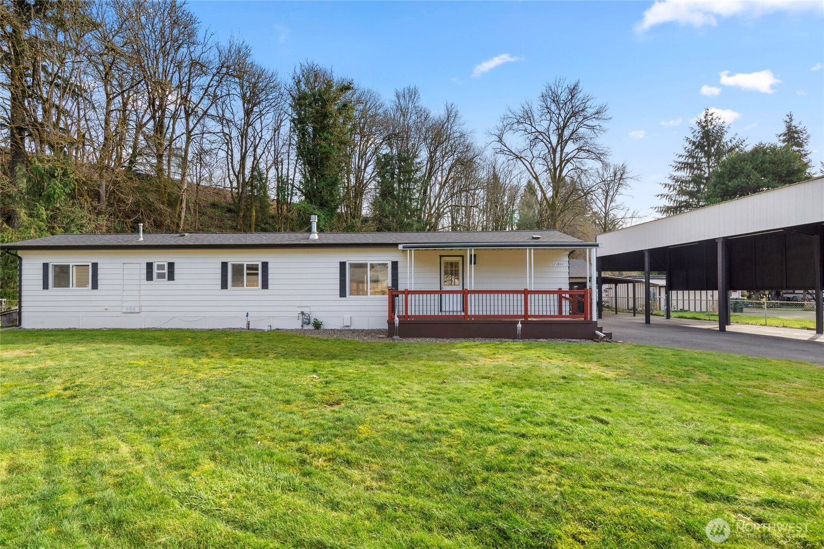 11533 Fleetwood Court Property Photo 2