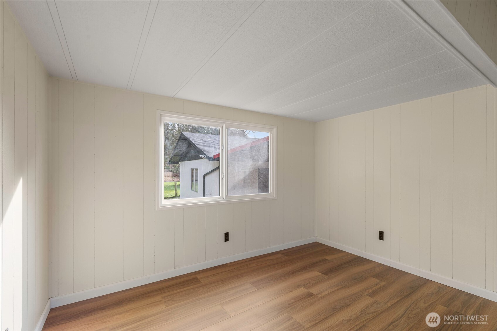 11533 Fleetwood Court Property Photo 7
