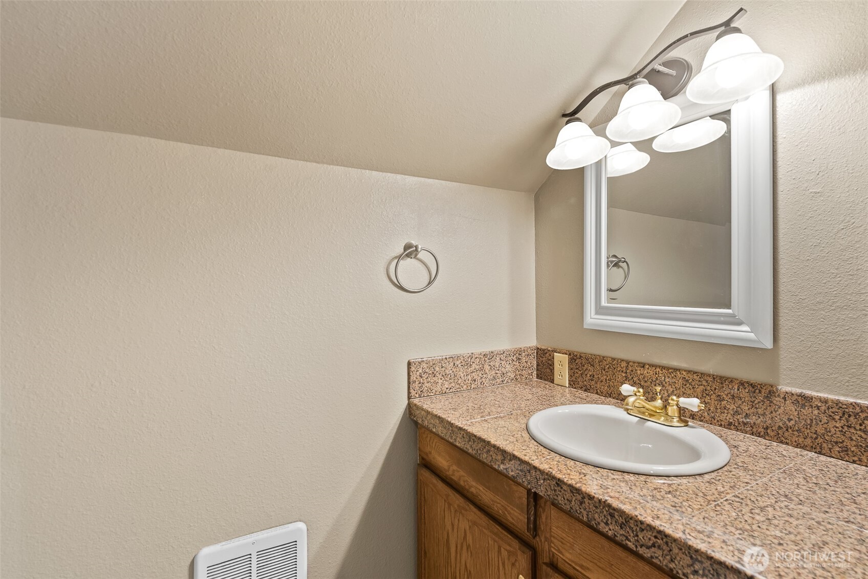 12290 Meacham Road Property Photo 27