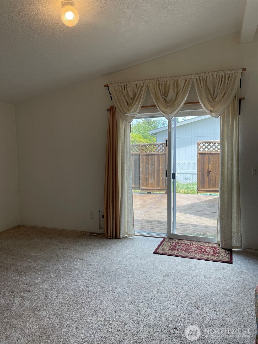 1785 Douglas Road 60 Property Photo 19