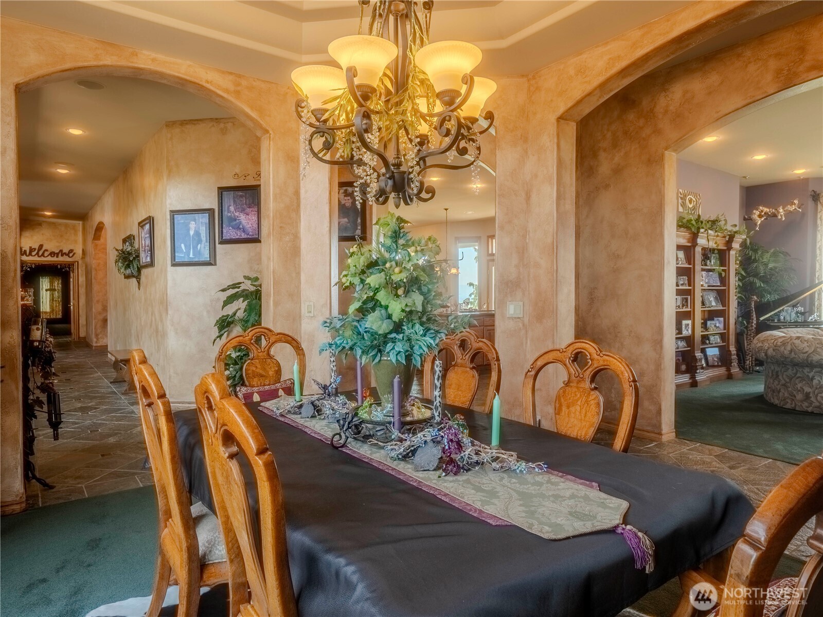 1050 Lewandowski Road Property Photo 14