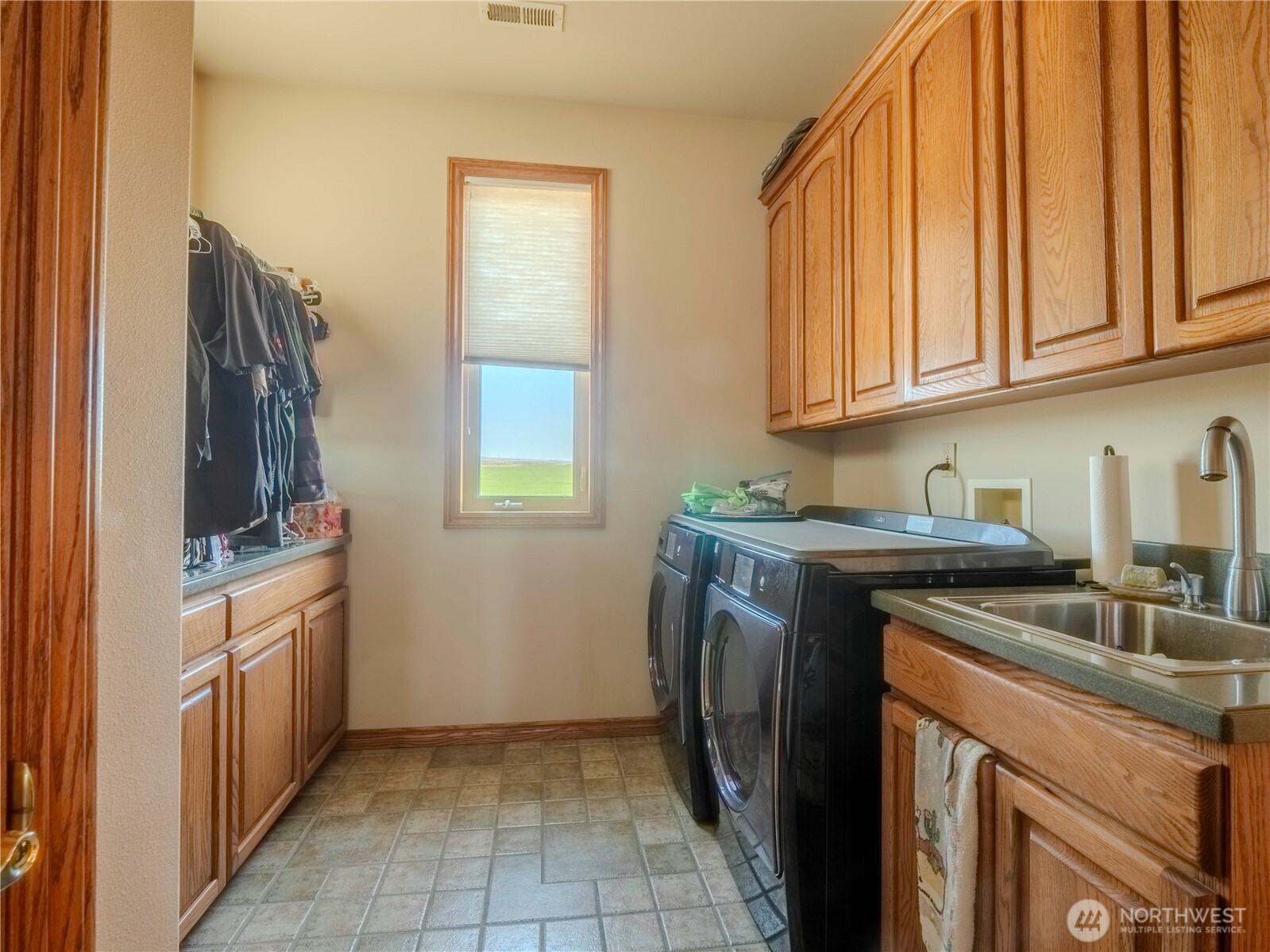 1050 Lewandowski Road Property Photo 36
