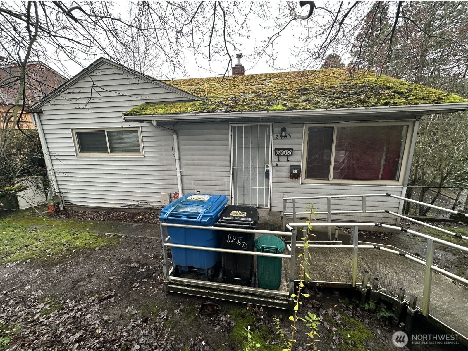 2903 E Union Street Property Photo 1