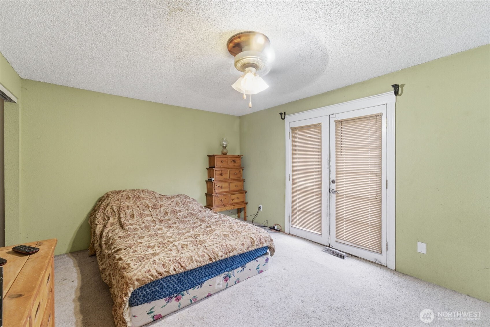 1711 W 15th Avenue Property Photo 23