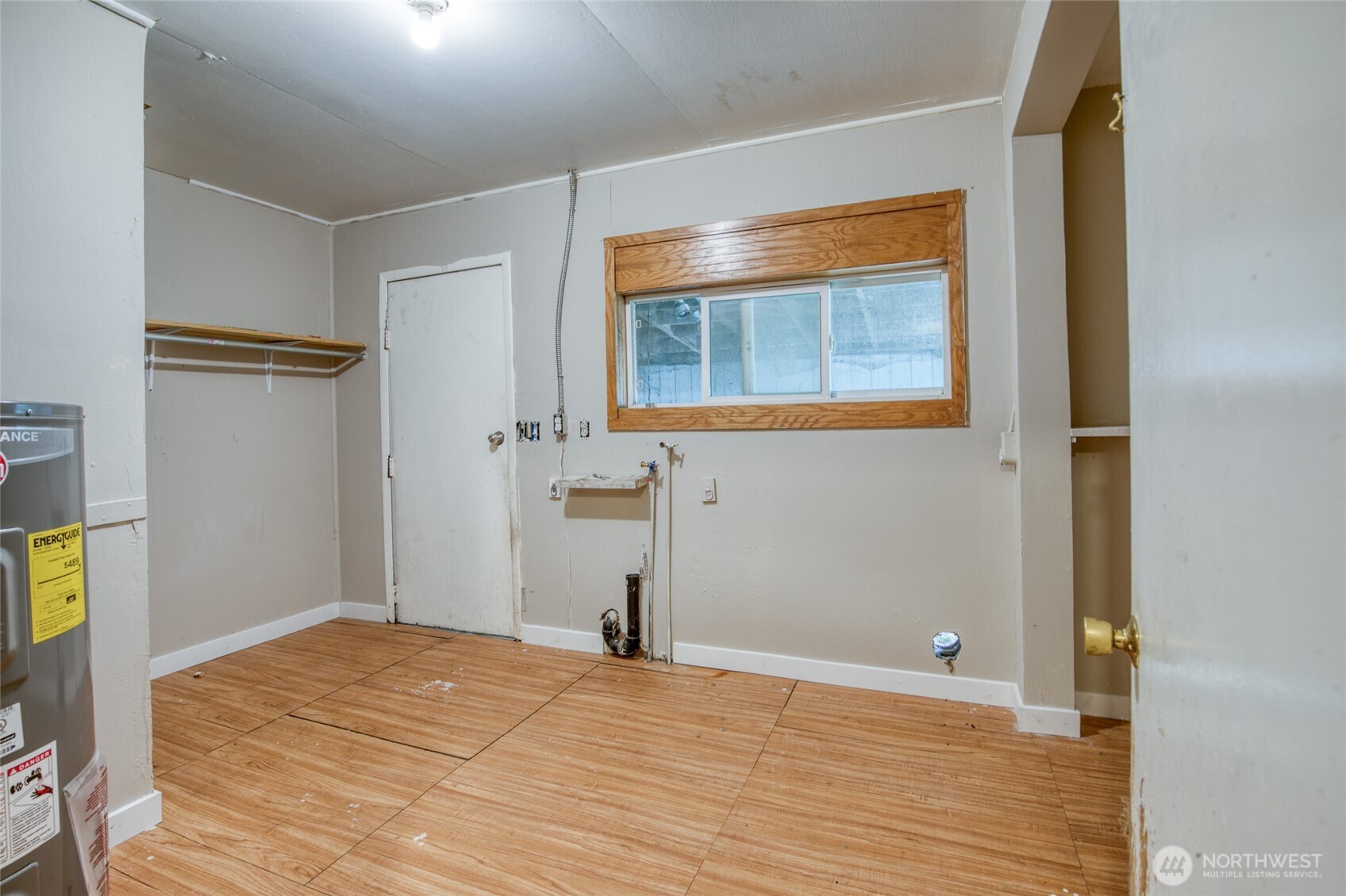 102 Elma Street Property Photo 17