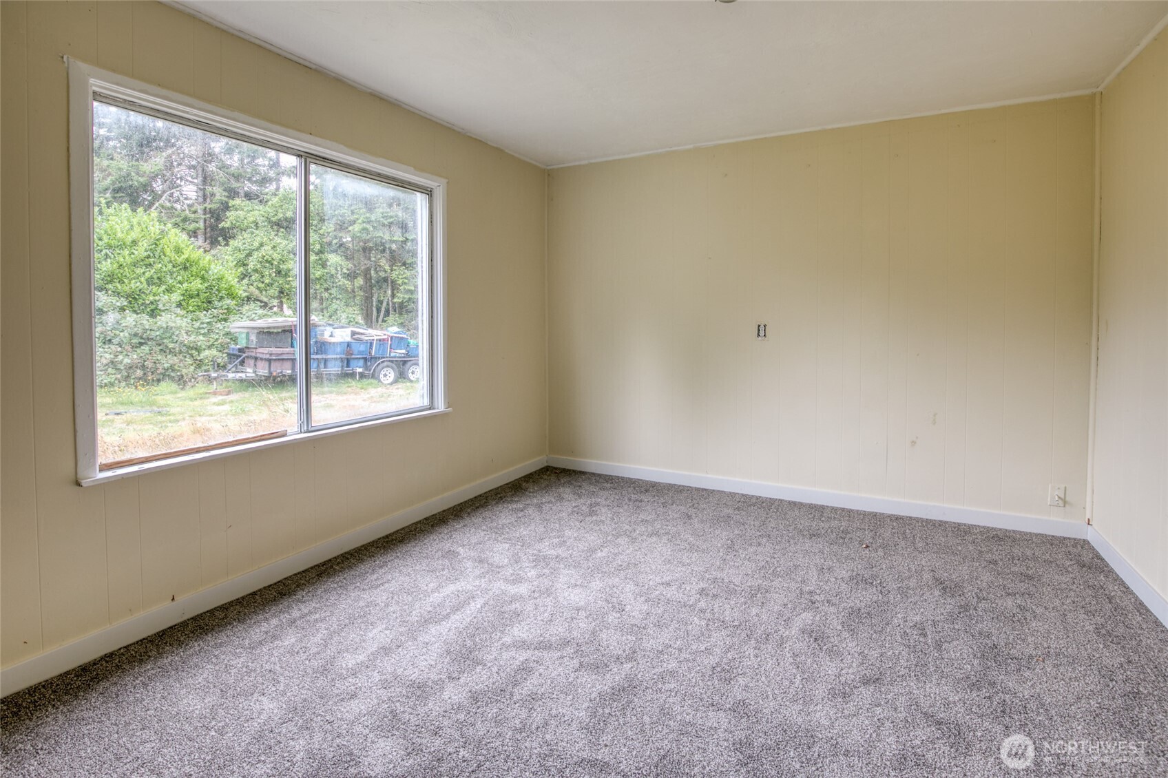 102 Elma Street Property Photo 21