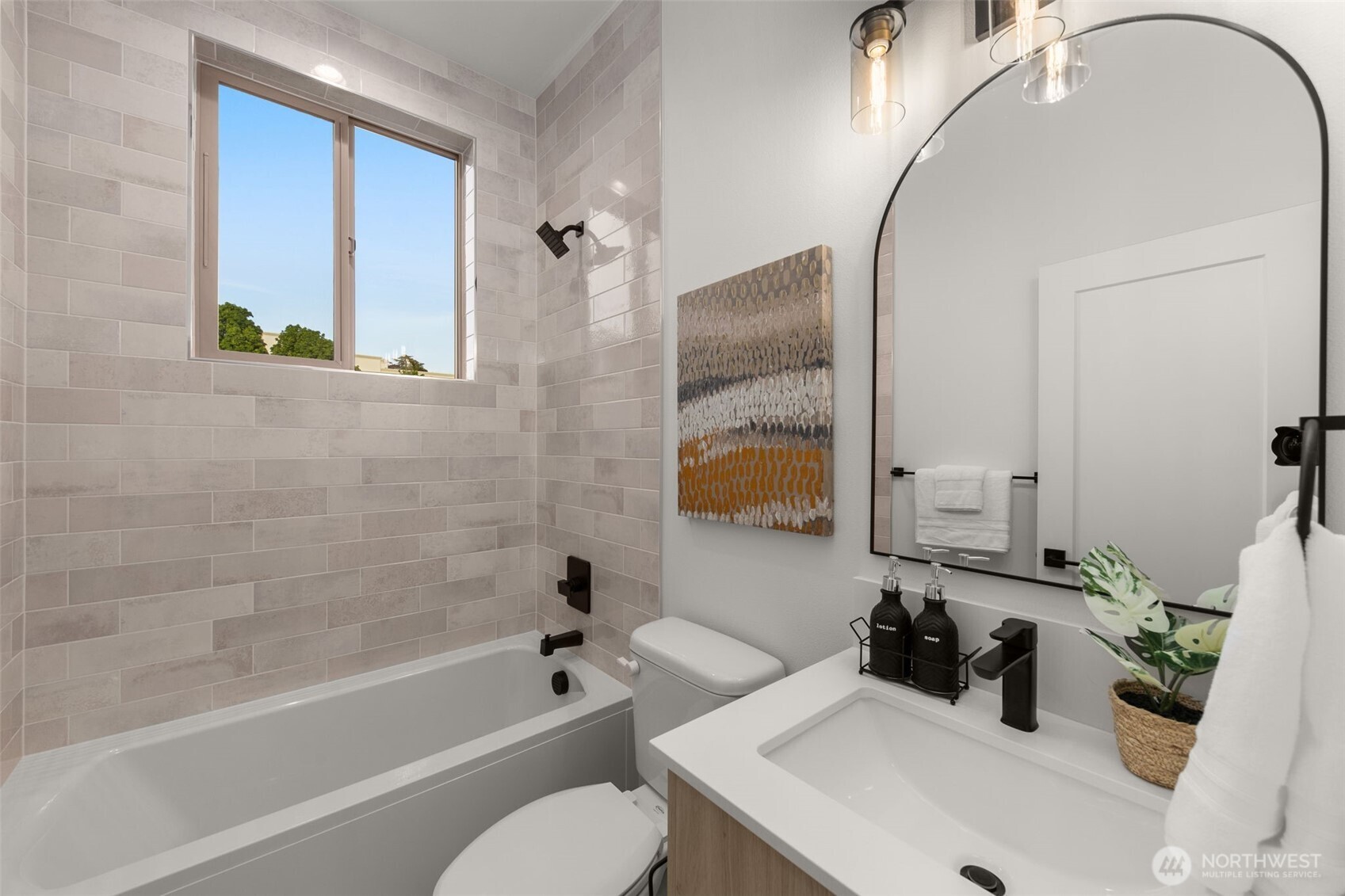 4416 Midvale Avenue Property Photo 10