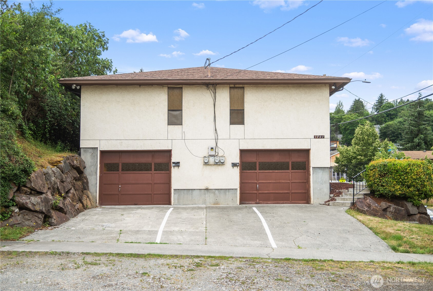 1701 19th Avenue Property Photo 4