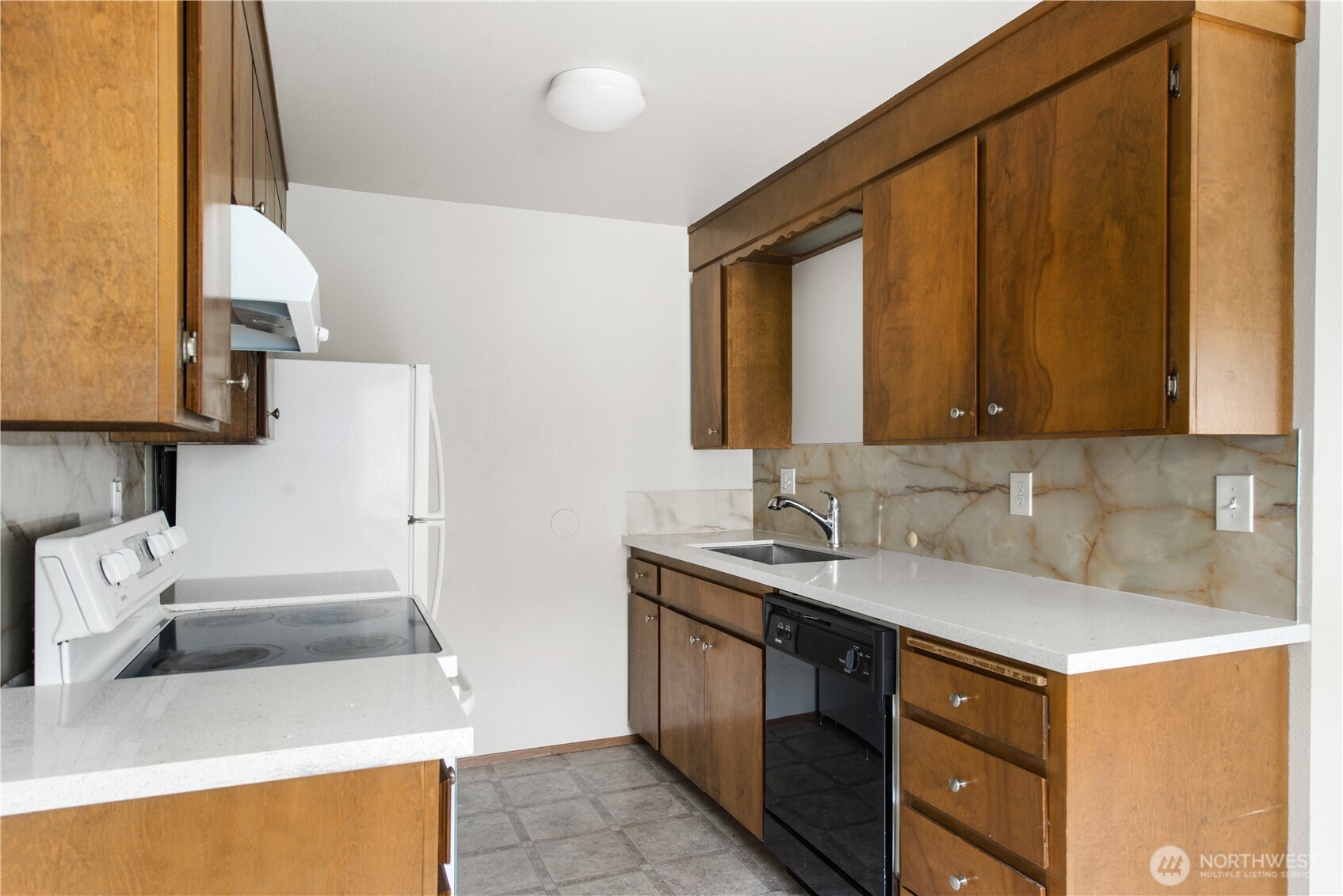 1701 19th Avenue Property Photo 18