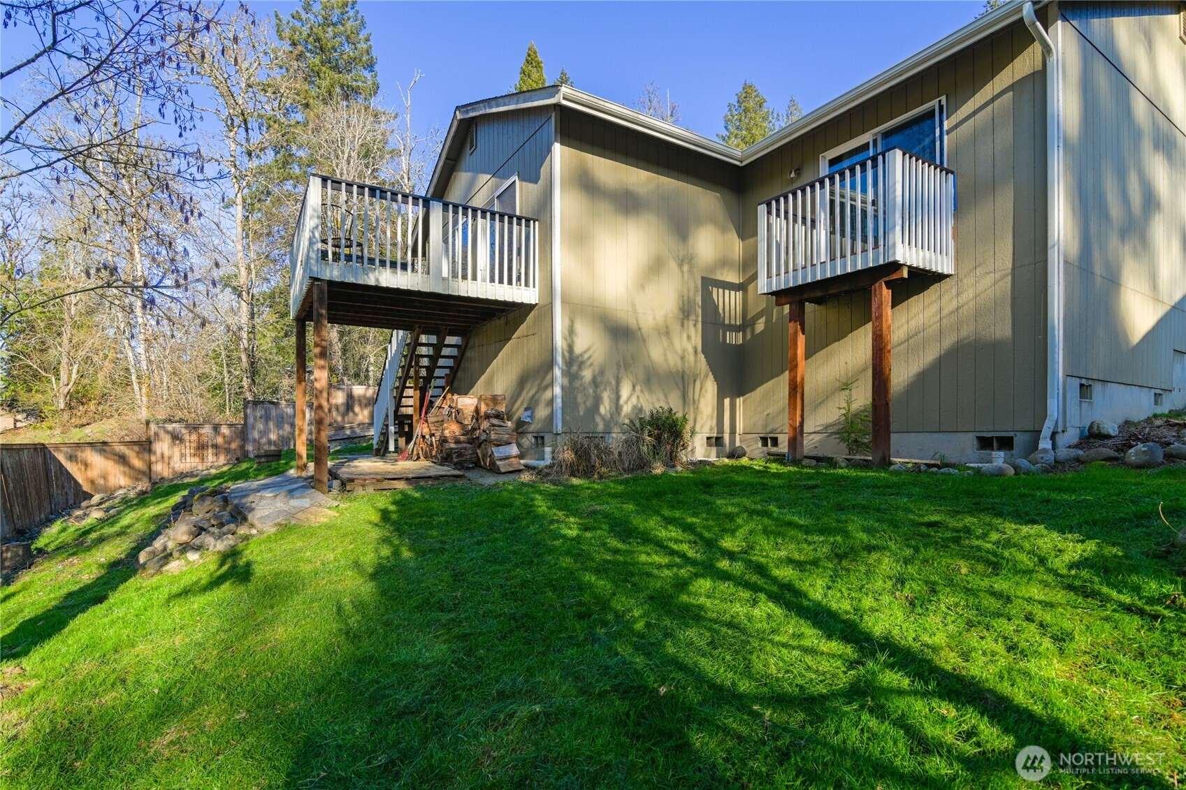 2442 Crestridge Drive Property Photo 26