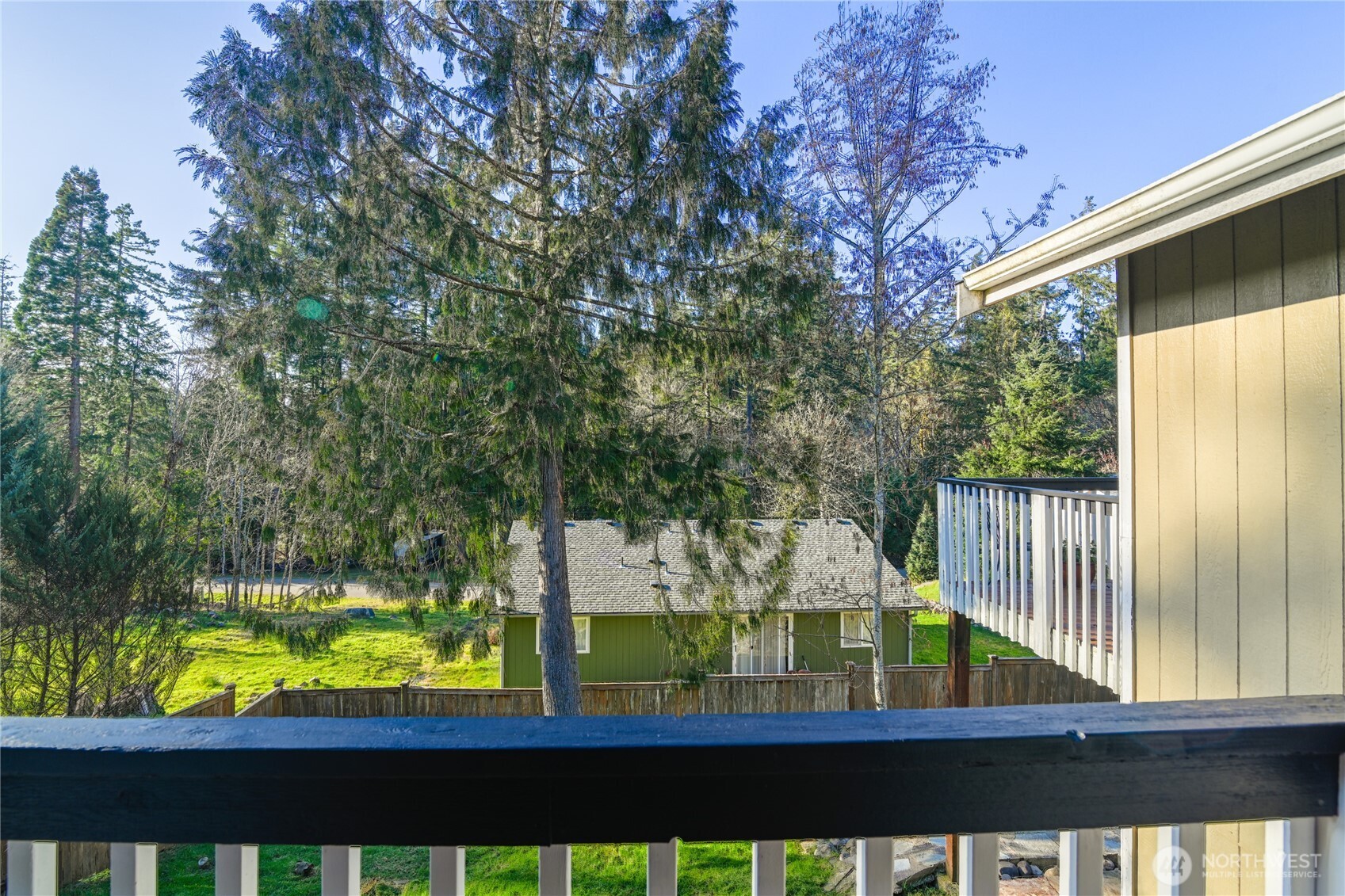 2442 Crestridge Drive Property Photo 29