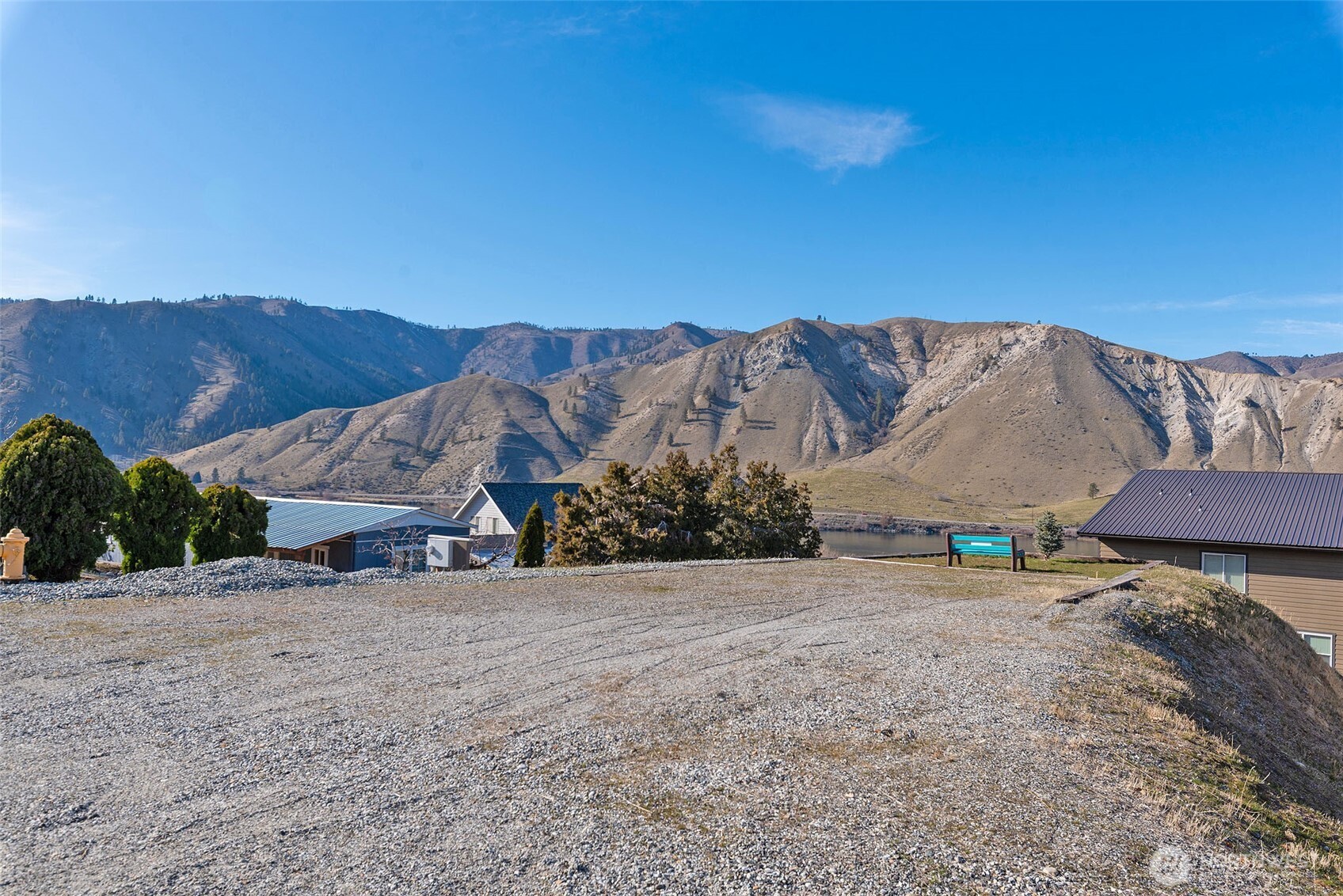 119 Crest View Drive Property Photo 4