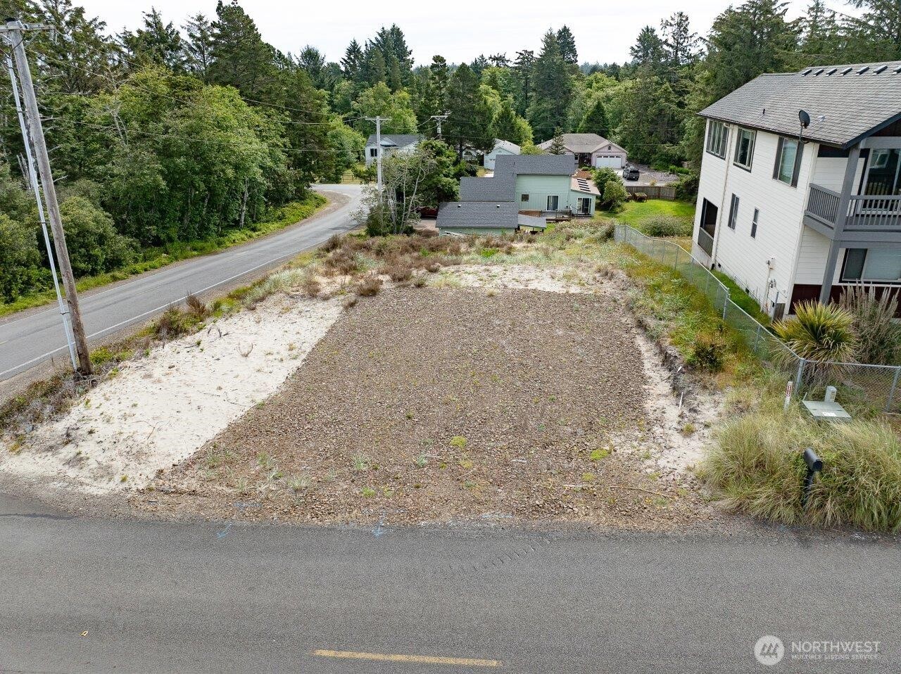 32112 J Place Property Photo 2