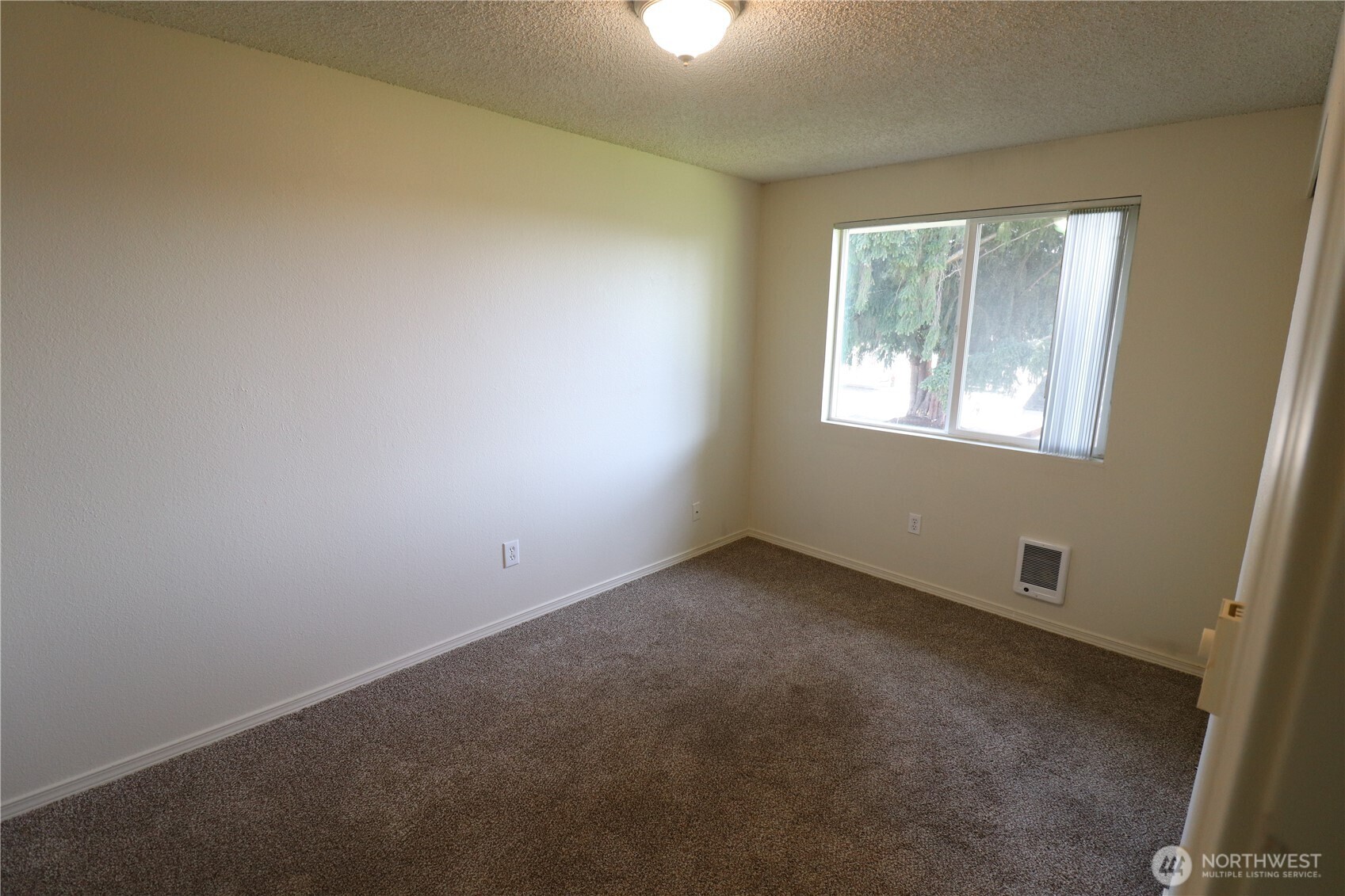 2250 I Street Property Photo 20