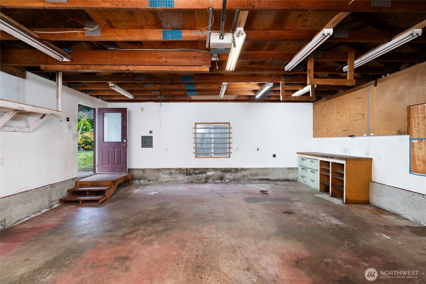 15330 Dewey Crest Lane Property Photo 23