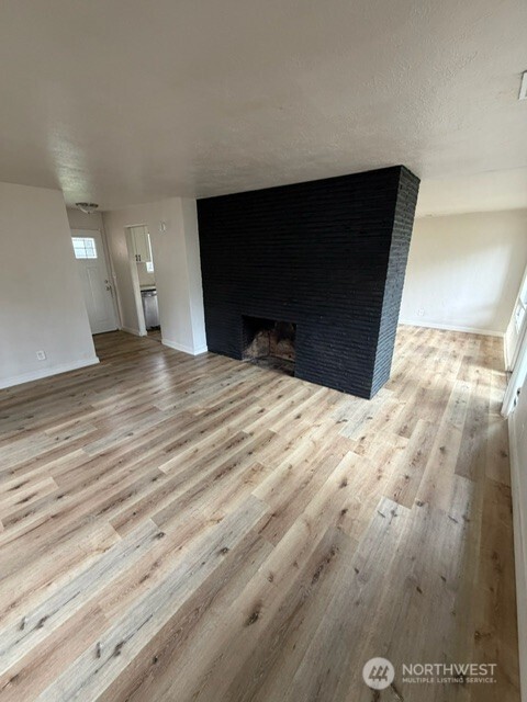 3103 90th Street Property Photo 3