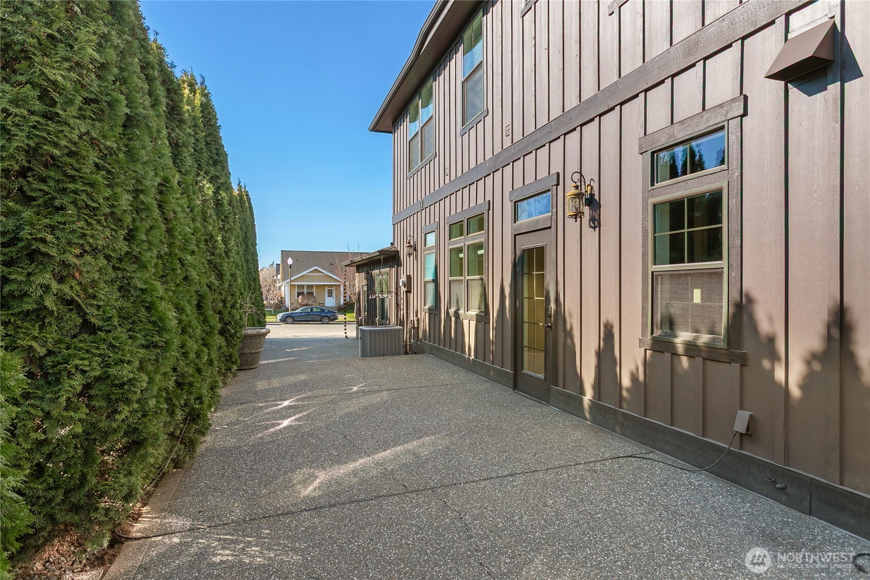 1580 Foxtail Street Property Photo 8