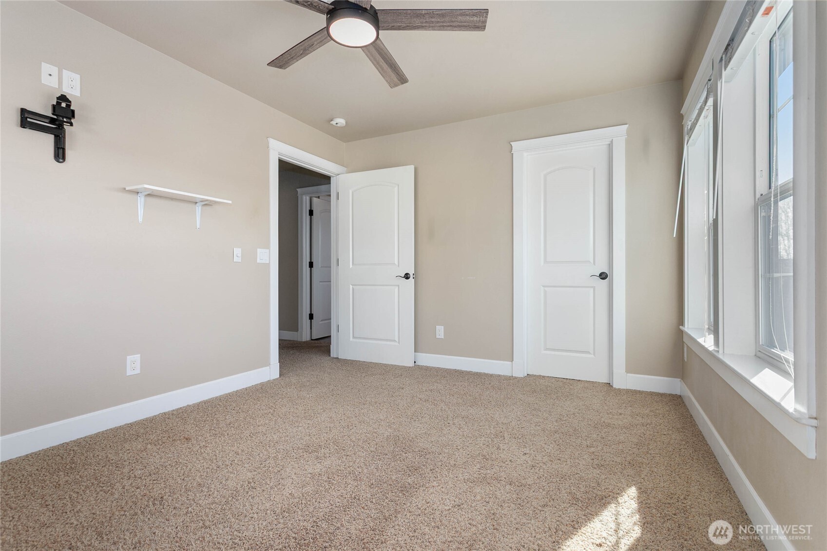 1580 Foxtail Street Property Photo 39
