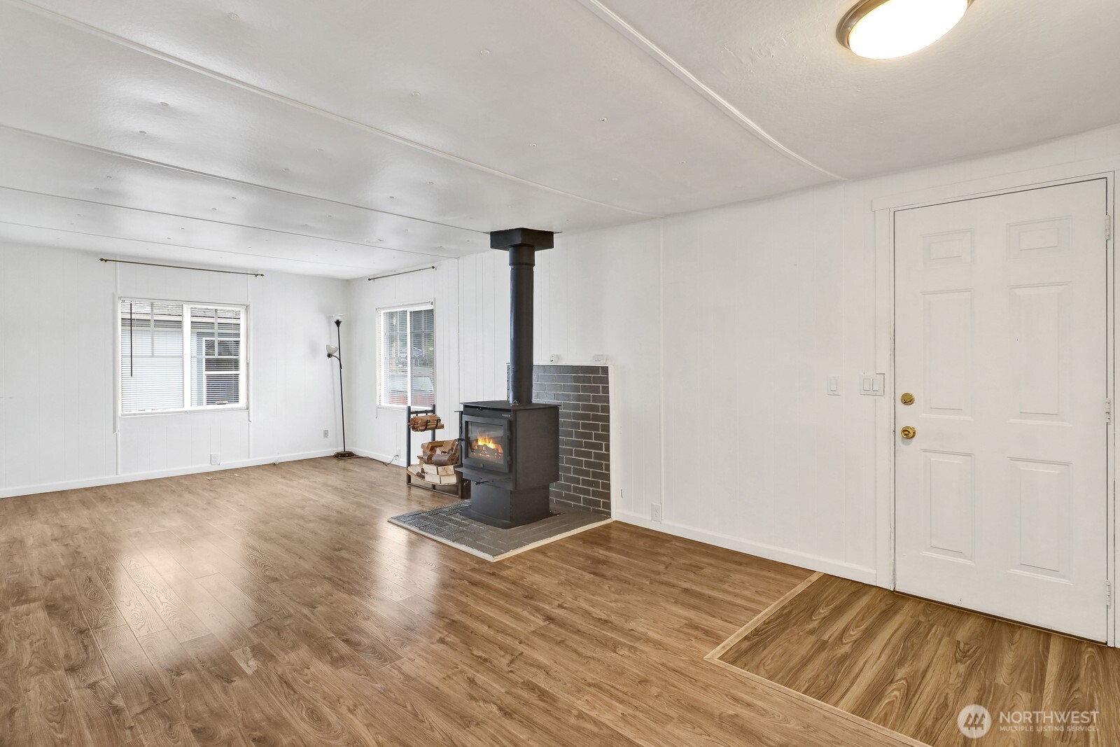 6245 Laurel Place Property Photo 11