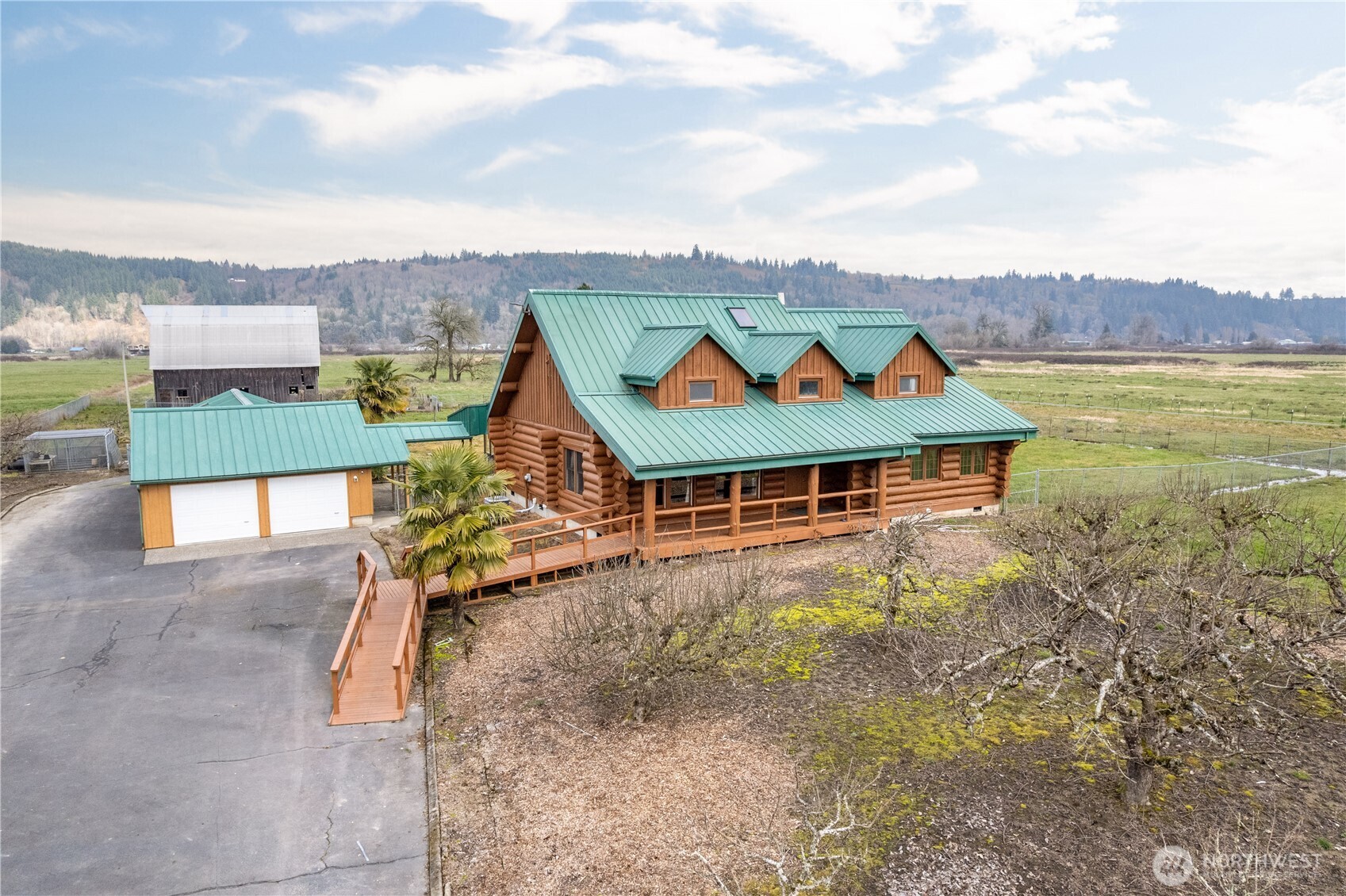 6946 Willow Grove Road Property Photo 1