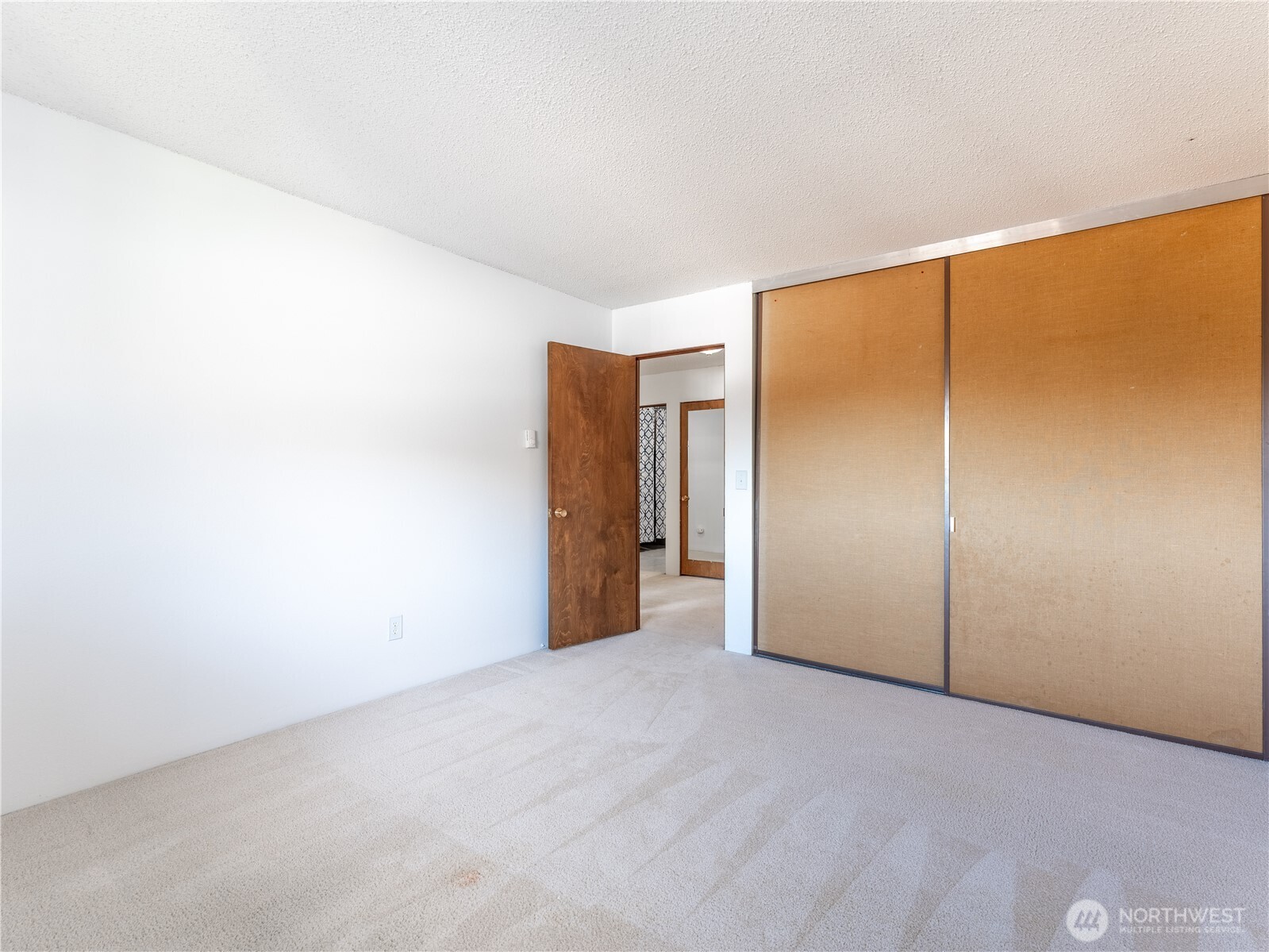 1818 Skyline Drive 21 Property Photo 34