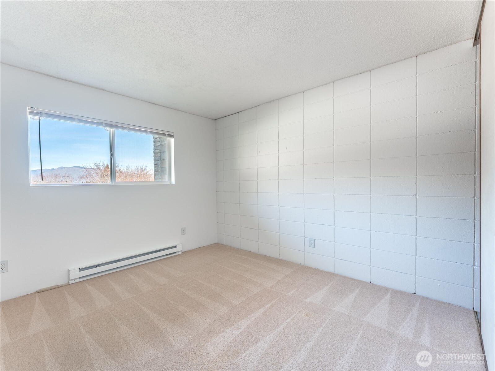 1818 Skyline Drive 21 Property Photo 35