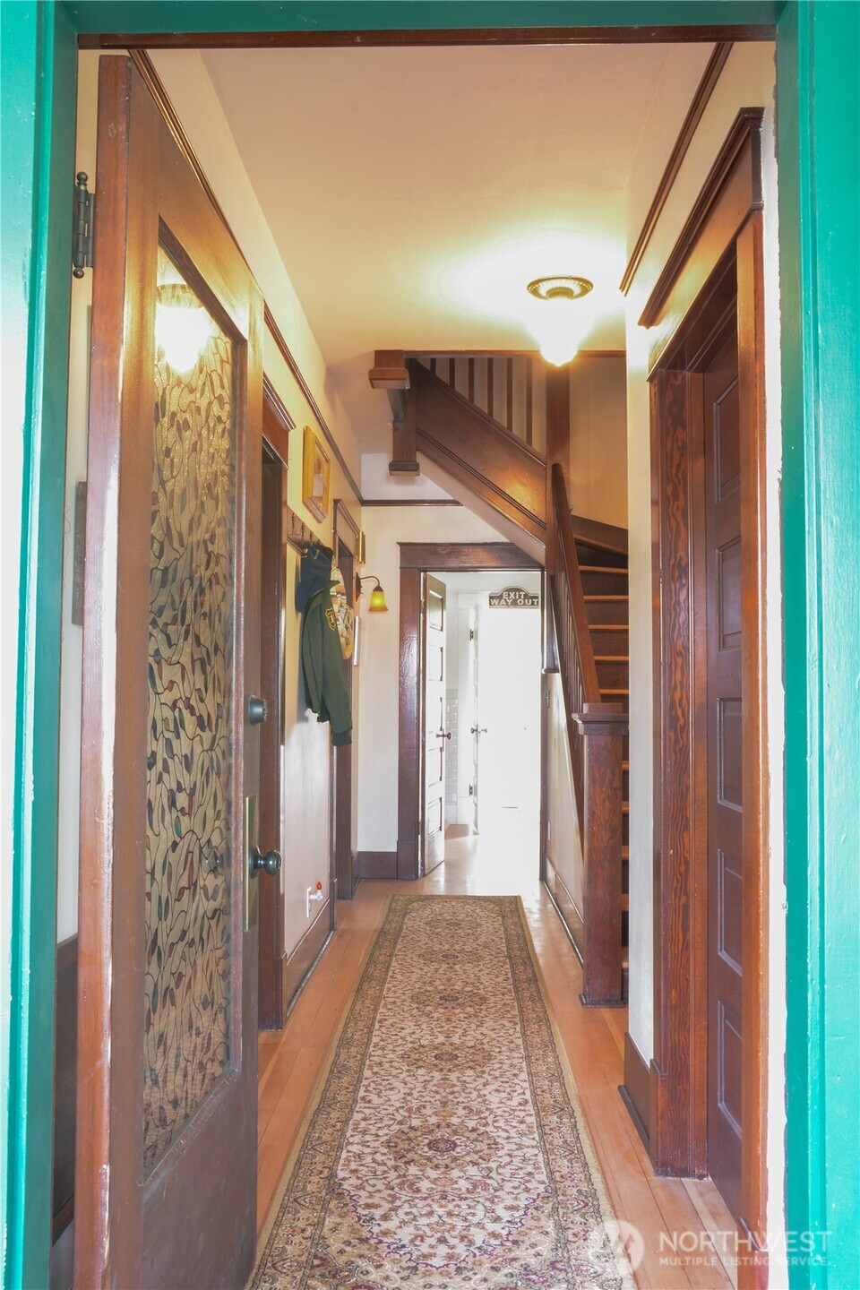 202 E 3rd Avenue Property Photo 5