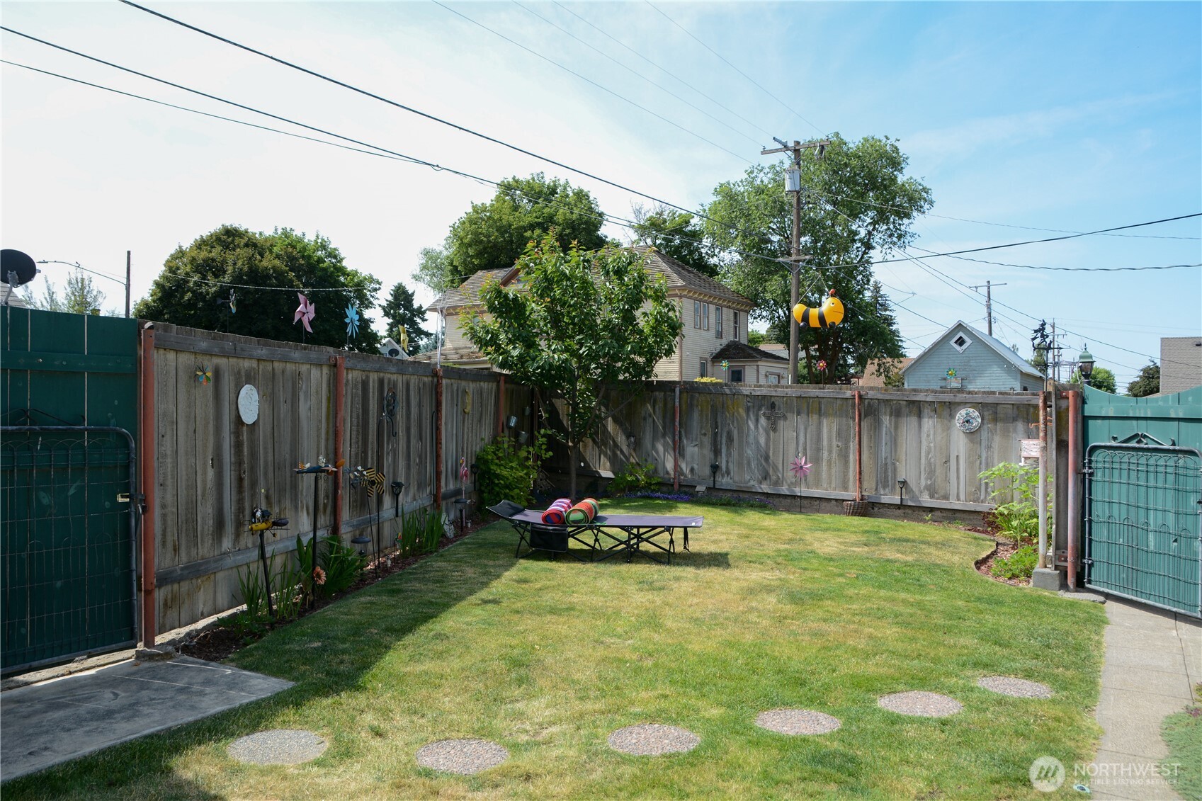 202 E 3rd Avenue Property Photo 35