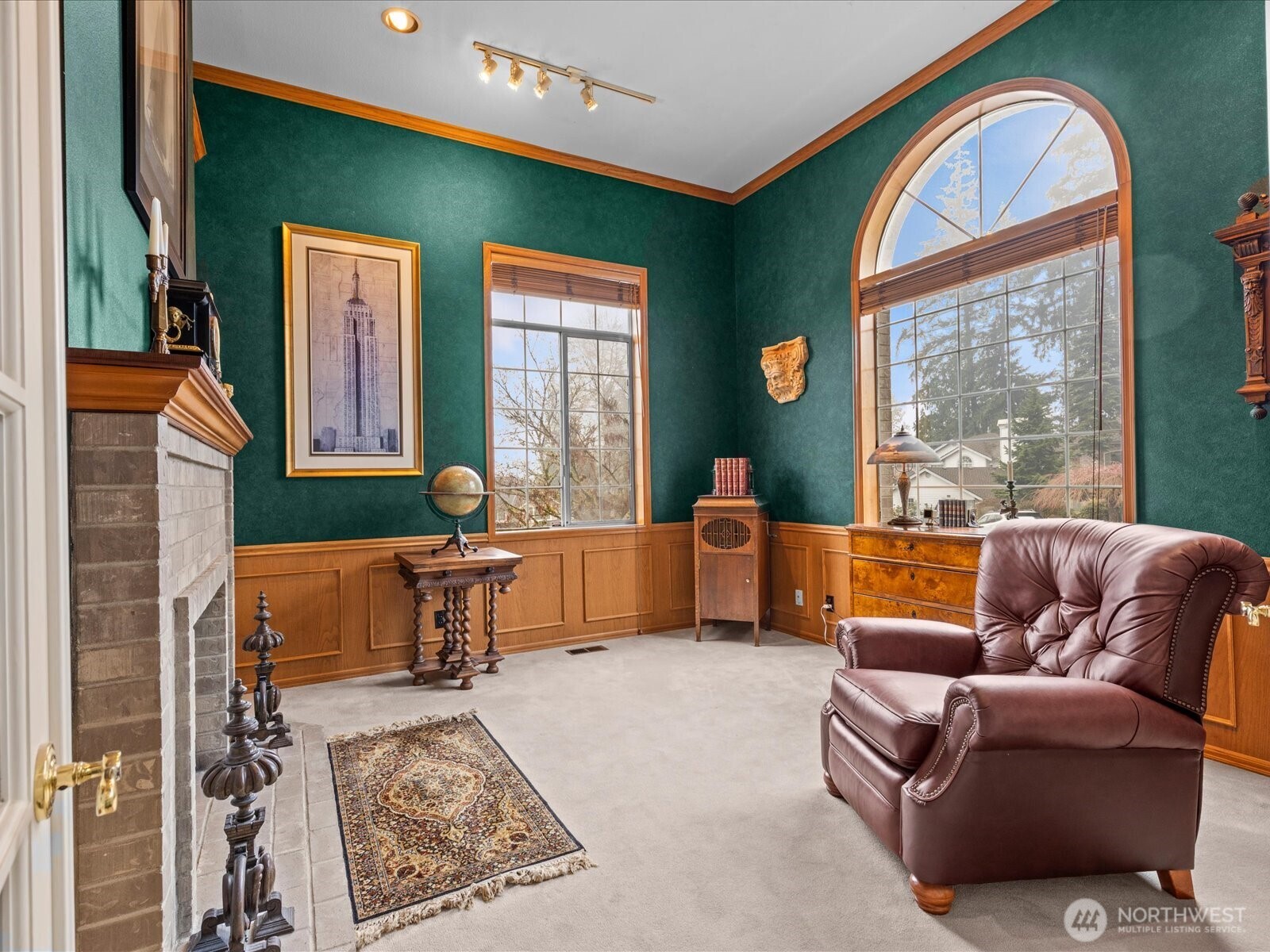 19607 110th Place Property Photo 7