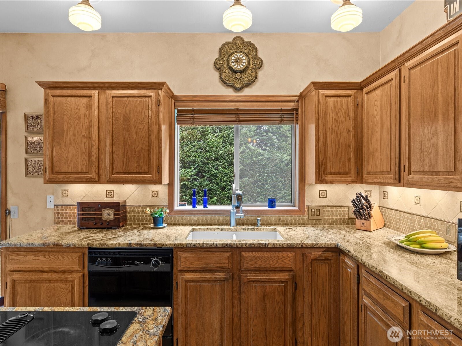 19607 110th Place Property Photo 14