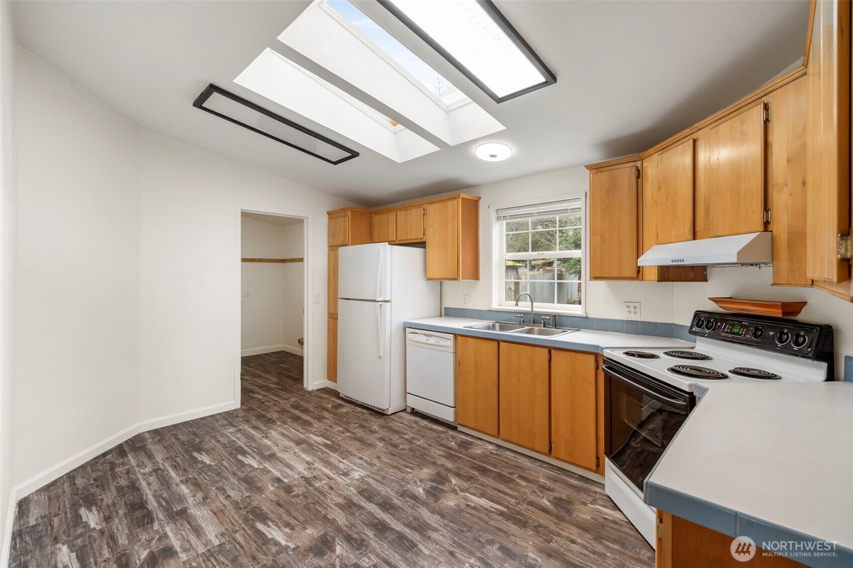 102 Tory Lynn Drive Property Photo 26