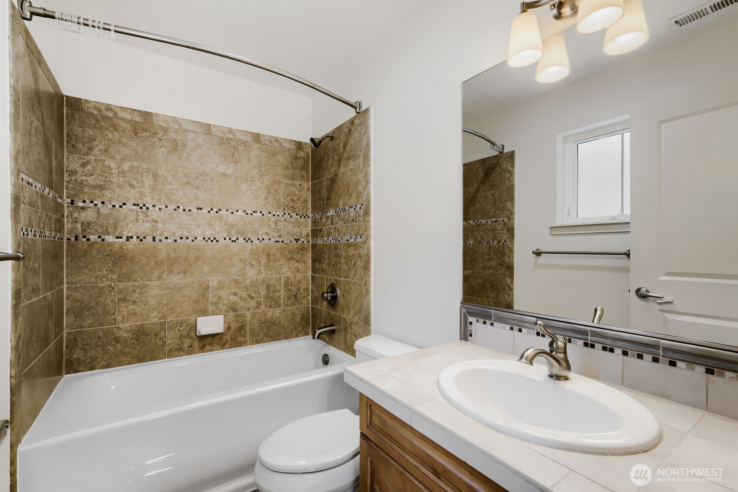 303 Bellevue Way Property Photo 21