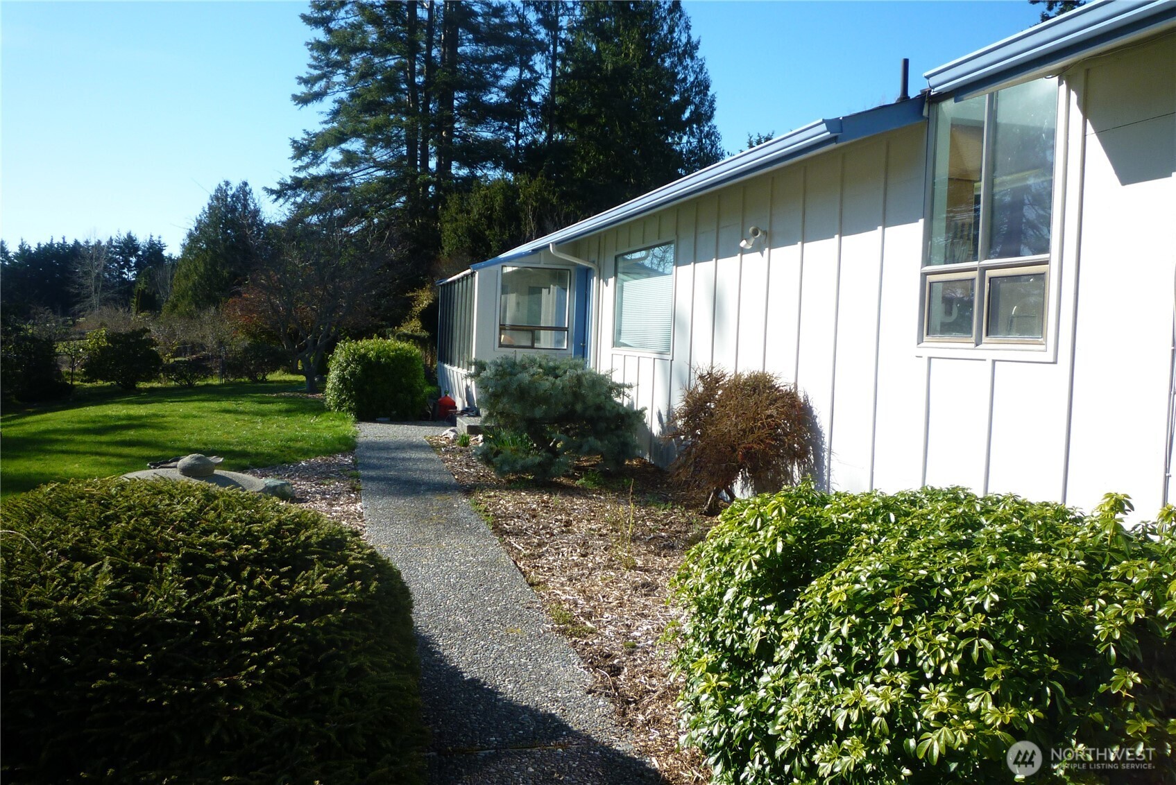 180 Stonehaven Lane Property Photo 2