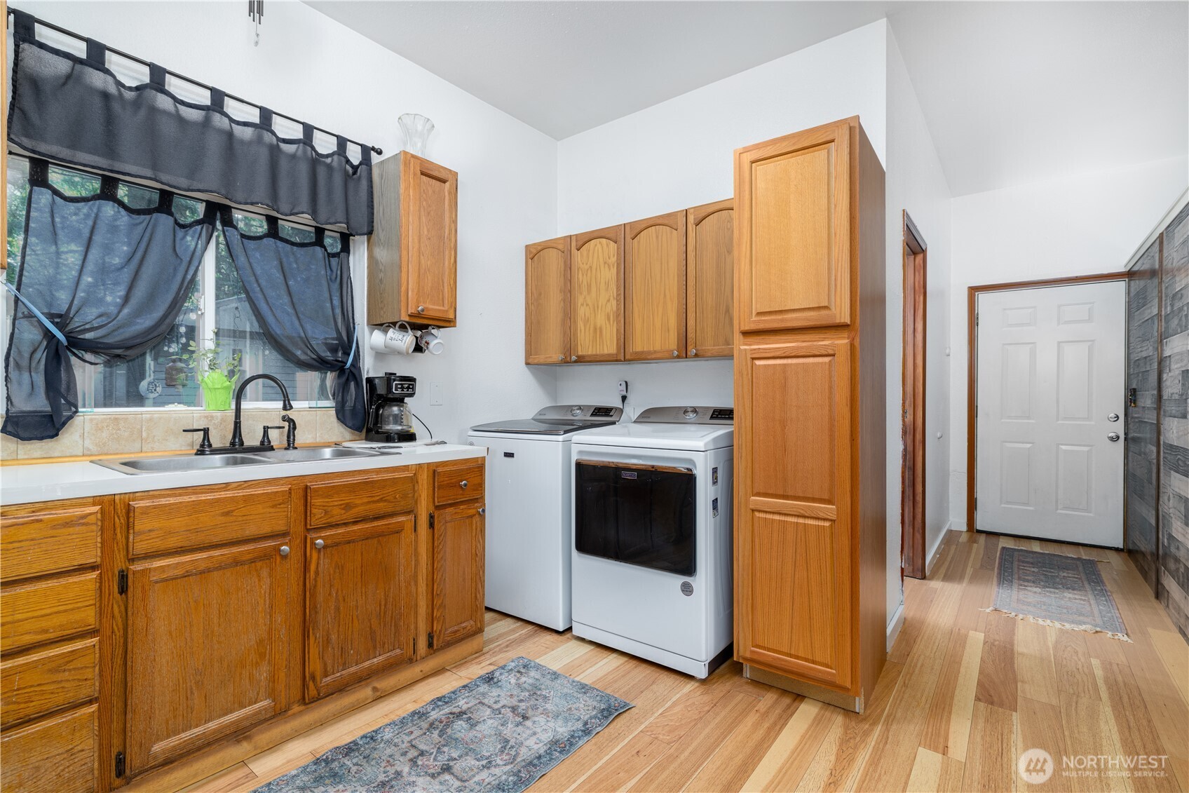 81 N Duckabush Drive Property Photo 4