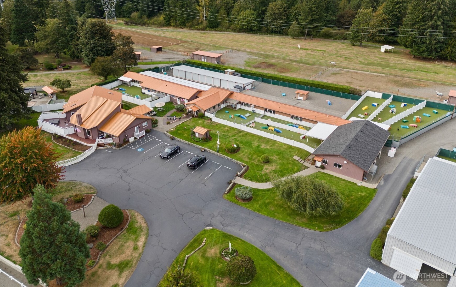 9902 Yelm Highway Property Photo 6