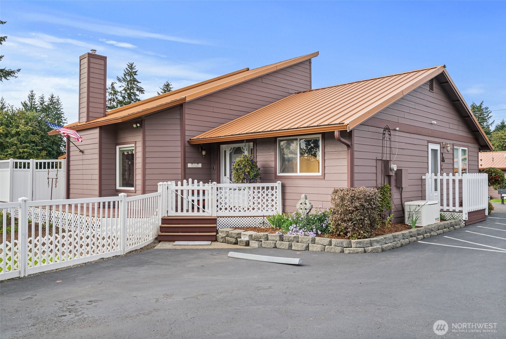 9902 Yelm Highway Property Photo 9