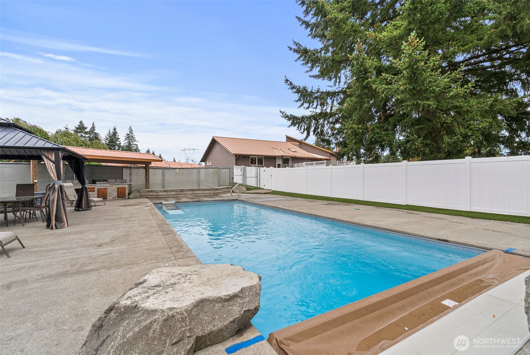 9902 Yelm Highway Property Photo 19