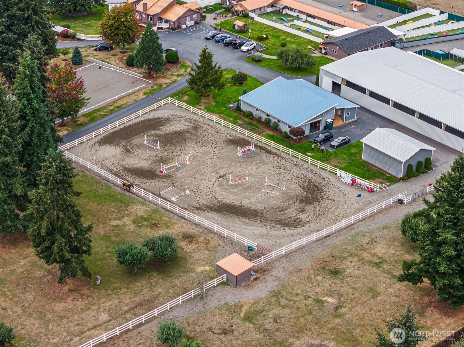 9902 Yelm Highway Property Photo 32