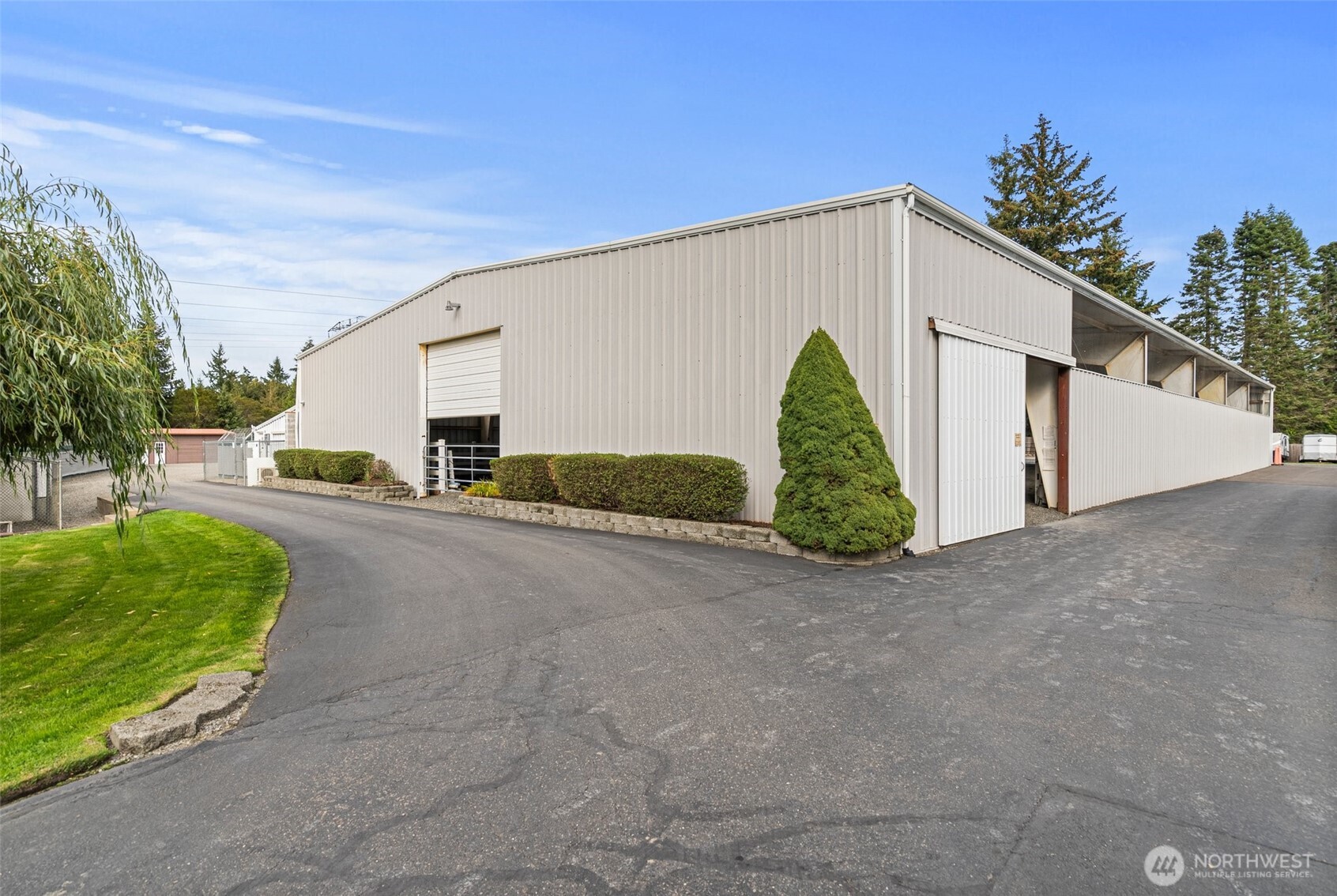 9902 Yelm Highway Property Photo 33